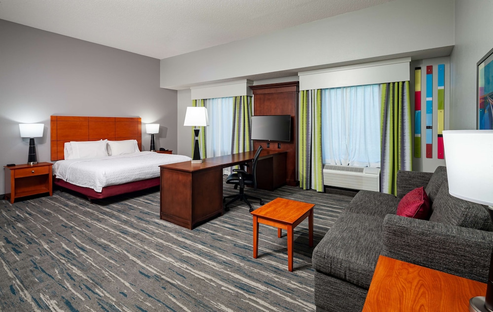 Hampton Inn & Suites Mobile I 65@ Airport Blvd - photo 11