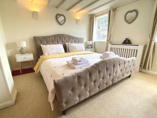 Bumblebee Cottage Cosy Cottage in Area of Outstanding Natural Beauty — 4-Star Luxury Hotel in Hemel Hempstead, United Kingdom