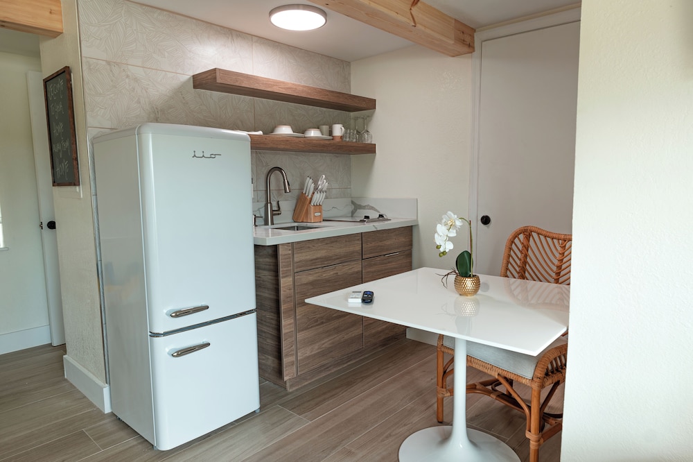 Seahorse Beach Bungalows - photo 28