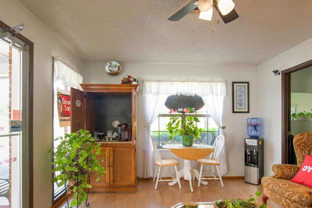 Valley Inn Motel - photo 10