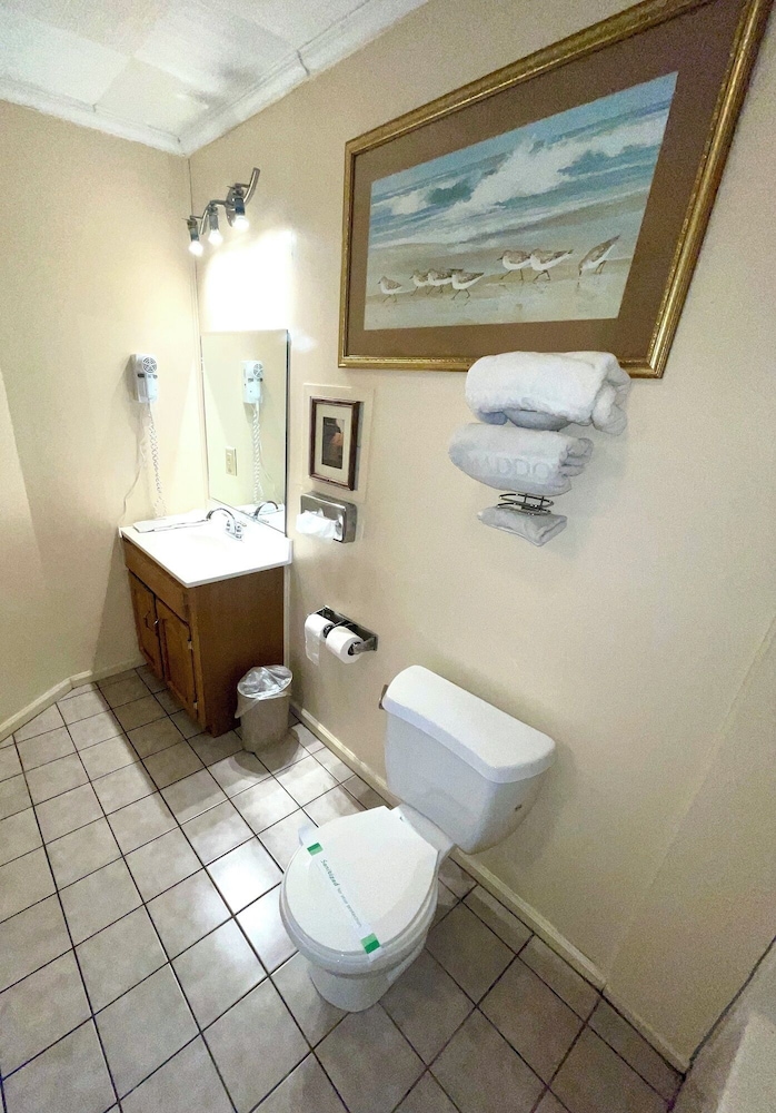 Maddox Inn - photo 37
