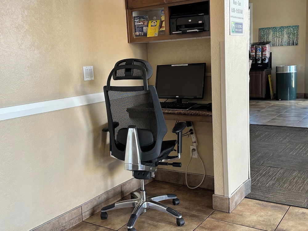 St. George Inn & Suites - photo 63