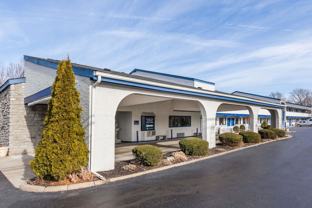 Days Inn by Wyndham Kent Akron in Kent, United States