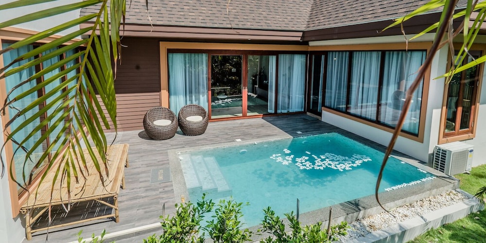 Triple Tree Beach Resort - last minute hotel in Cha-Am