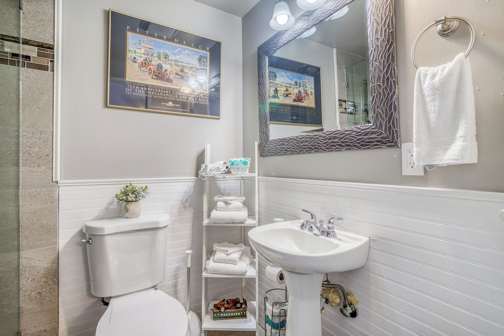 Moolack Shores Inn - photo 115