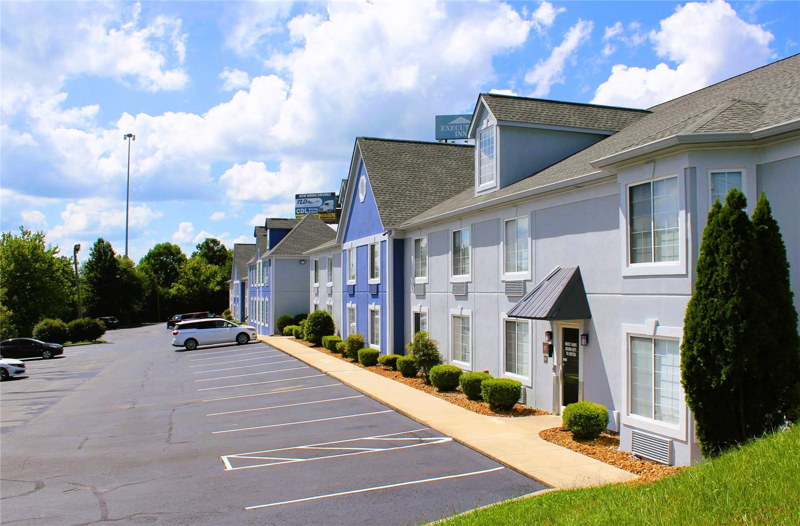 Quality Inn Crossville Near Cumberland Mountain State Park - photo 4