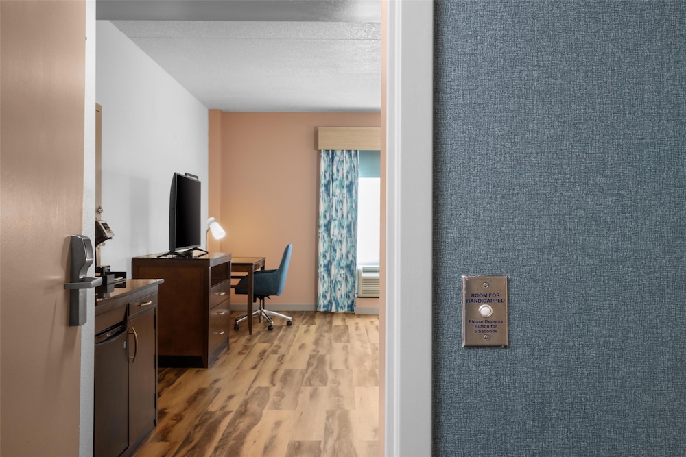 Hilton Garden Inn Pascagoula - photo 23