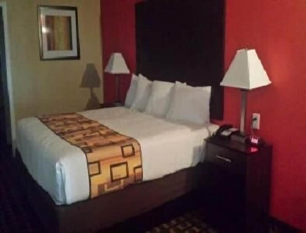 Days Inn by Wyndham Henryetta - photo 13