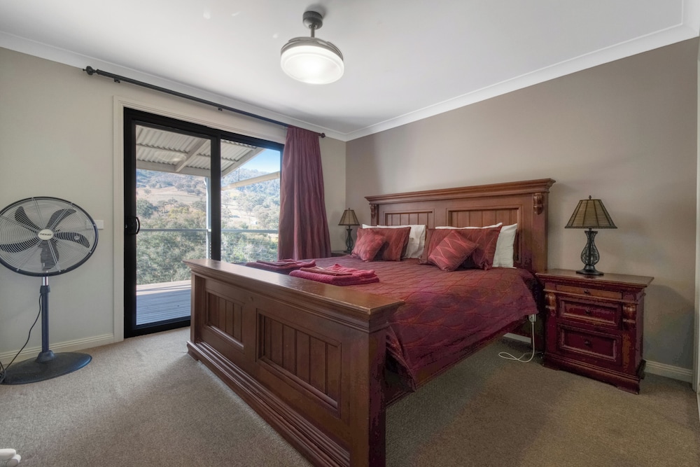 Elm Cottage Tumut — Tumut — photo 4