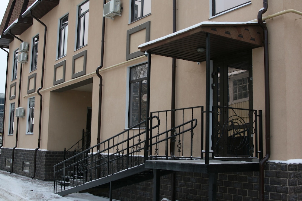 Vladimirskaya Hotel — hotel in Sergiyev Posad