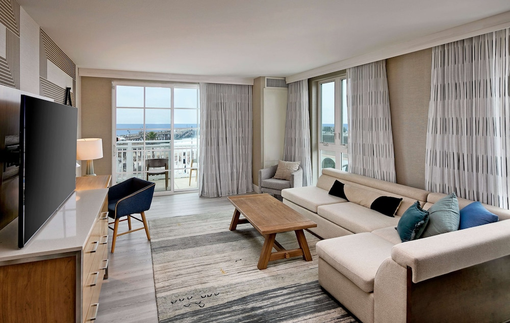 Inn at the Pier Pismo Beach Curio Collection by Hilton - photo 21