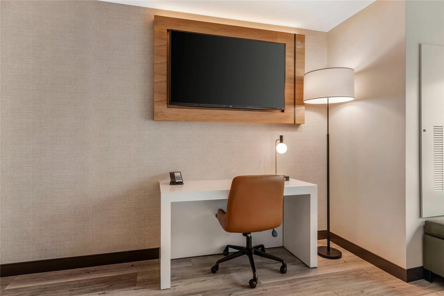 Cambria Hotel Portland Downtown Old Port - photo 32