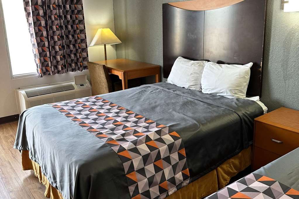 Rodeway Inn Hopkinsville Area - photo 16