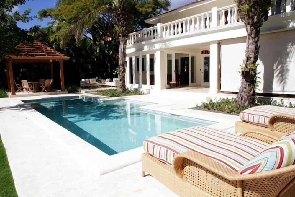 Tortuga B 12 - carbon neutral hotel in Punta Cana
