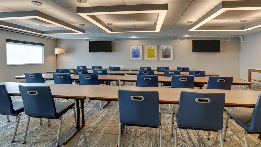 Holiday Inn Express Kenner New Orleans Airport an IHG Hotel - photo 47
