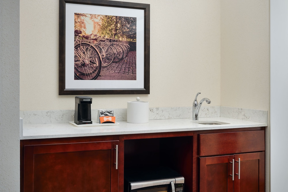 Hampton Inn & Suites Richmond Downtown - photo 4