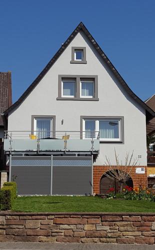 Ferienhaus Mandelblüte — hotel in Klingenmunster