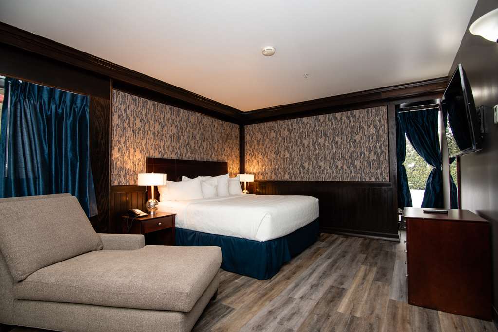 Best Western Plus Plattsburgh - photo 39