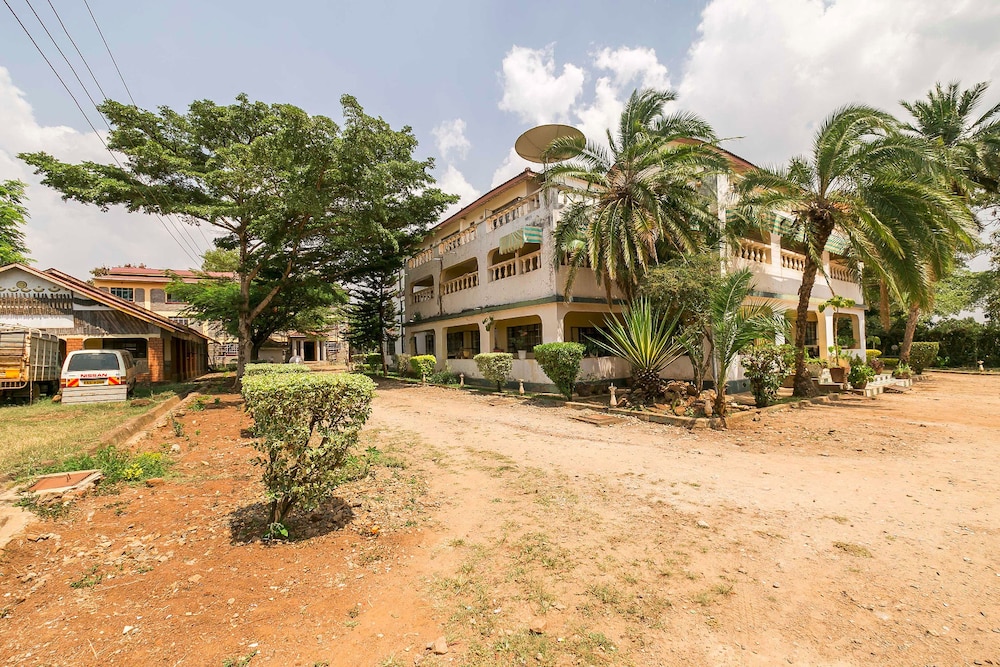 Switel Hotel in Bondo, Kenya