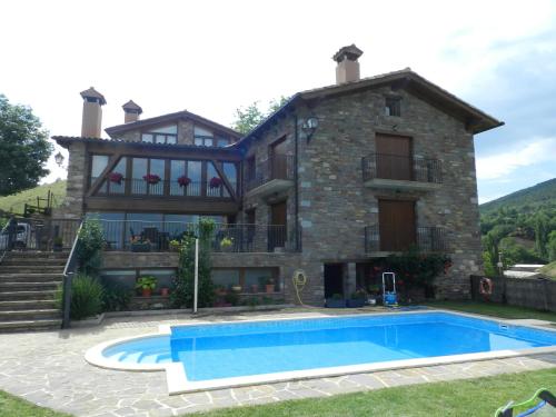 El Tossalet — 4-Star Luxury Hotel in Bonansa, Spain