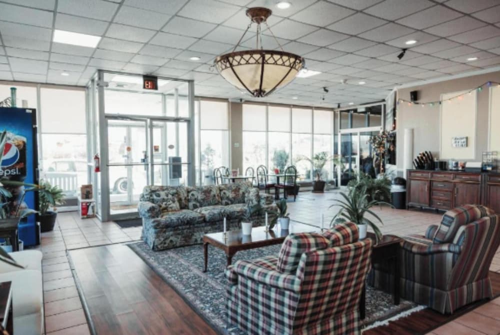 Reidsville Inn & Suites by Oyo Hwy 29 - photo 6