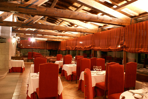 Hotel Real De Bohoyo — 5-Star Luxury Hotel in Bohoyo, Spain