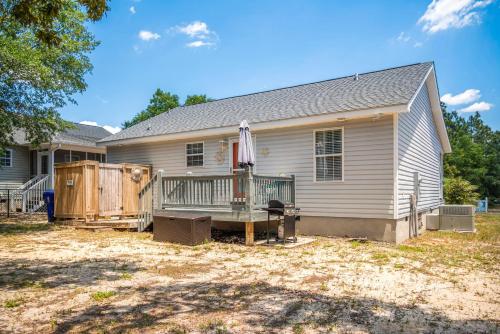 9th Street Sandy Feet by Oak Island Accommodations - photo 26