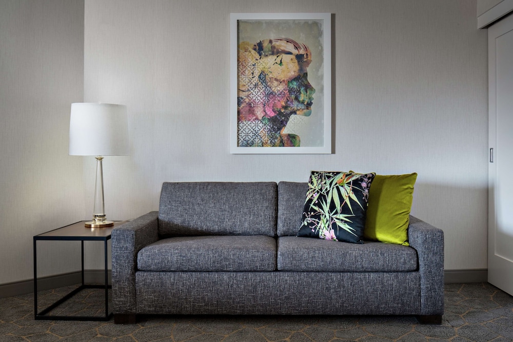 DoubleTree by Hilton Fairfield Hotel & Suites - photo 16