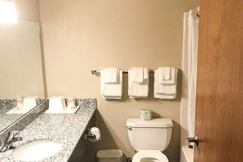 Econo Lodge Mifflintown - photo 14