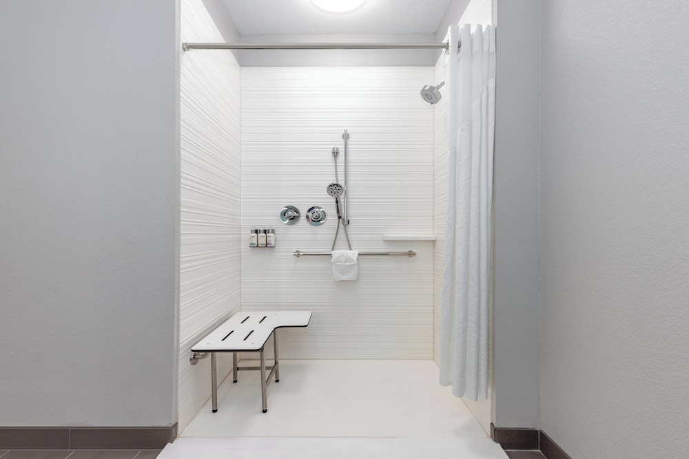 avid hotel Austin NW Lakeline by IHG - photo 22