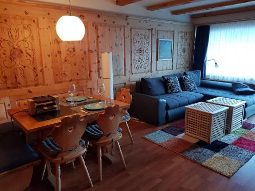 I dr Rehwiesa B02 — 4-Star Luxury Hotel in Arosa, Switzerland