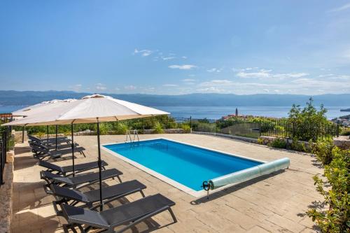 Villa Maja — 4-Star Luxury Hotel in Vrbnik, Croatia