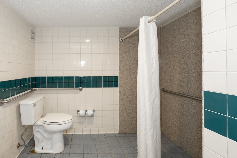 Red Roof Inn Mobile North Saraland - photo 22