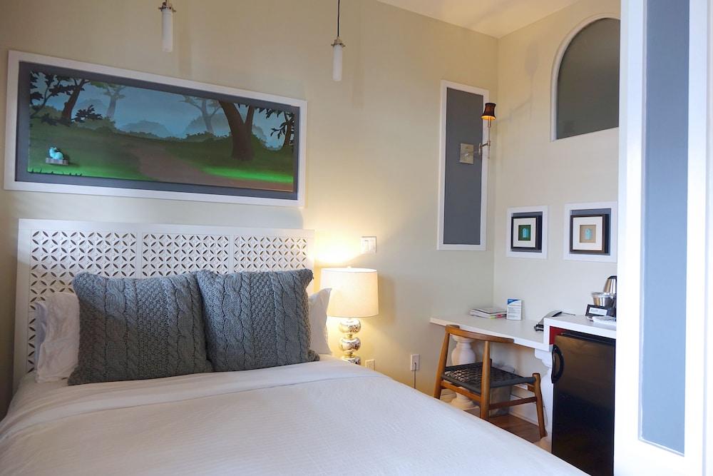 Henry Norman Hotel - photo 8