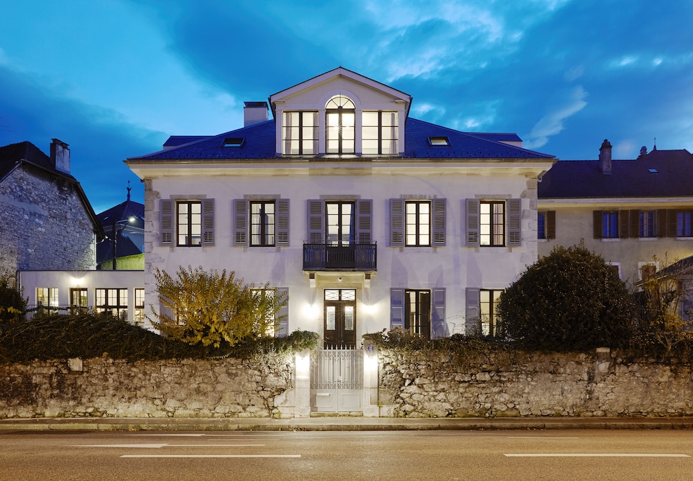 Le Boutik Hotel in Annecy, France