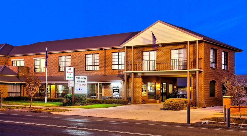 Holbrook Town Centre Motor Inn — hotel in Holbrook