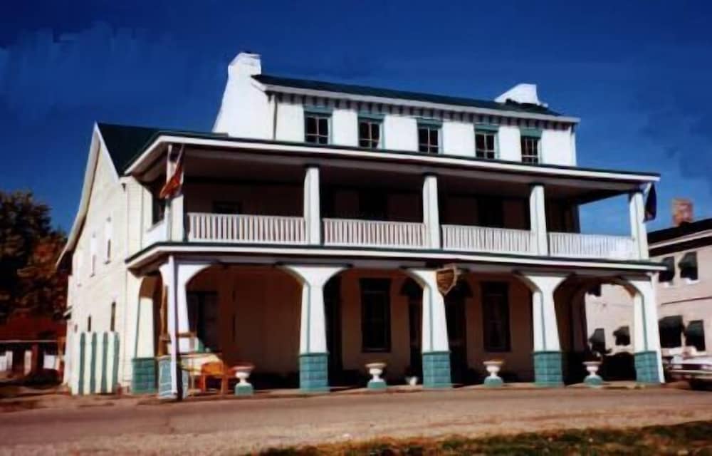 Empire House Hotel - photo 35