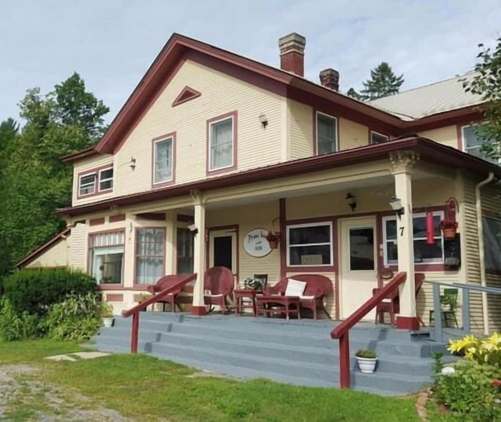 Brookside Motor Inn in Lake Placid, United States