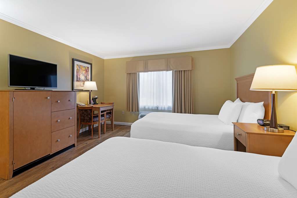 Best Western Plus Windjammer Inn & Conference Center - photo 13