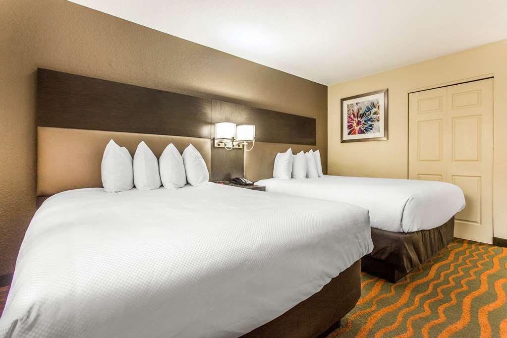 MainStay Suites Greenville Airport - photo 10