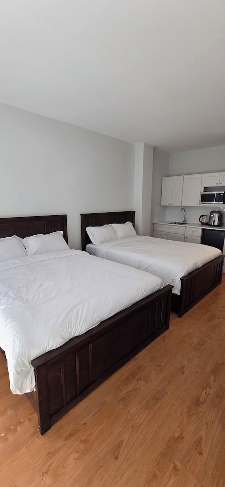 New Royal Inn — New Westminster — photo 2