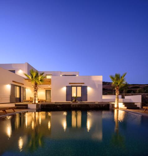White Dream Suites Antiparos — 4-Star Luxury Hotel in Antiparos, Greece