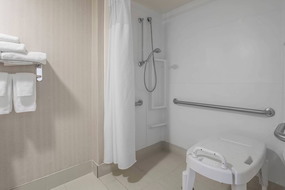 Springhill Suites Marriott Quail Springs - photo 13