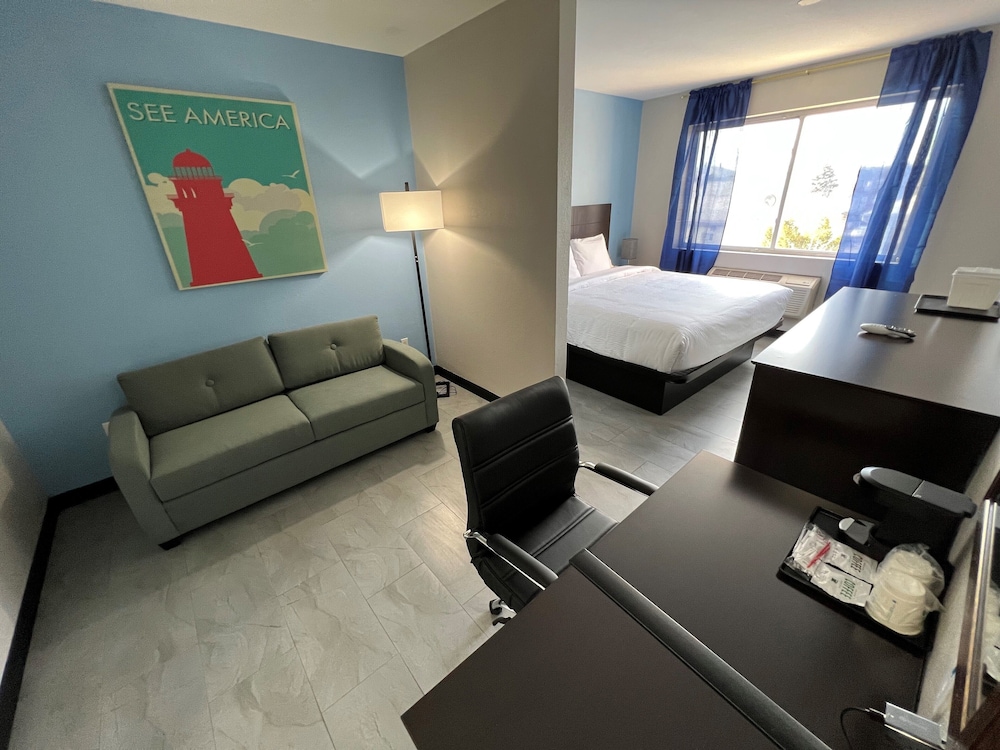 Travelodge by Wyndham Ozone Park - photo 20