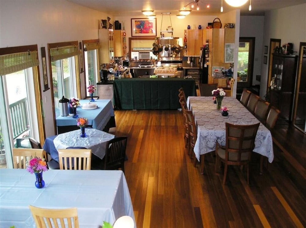 Coppertoppe Inn and Retreat Center - photo 35