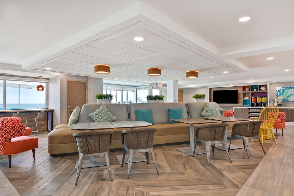 Home2 Suites by Hilton Ormond Beach Oceanfront - photo 35