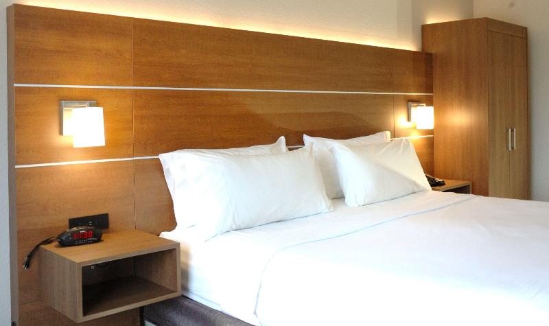 Holiday Inn Express Hotel & Suites Goshen by IHG - photo 33