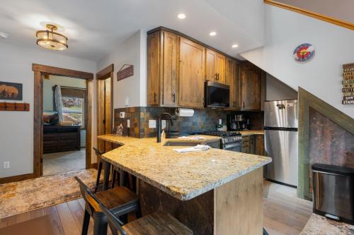 Creekside Suites 09 by Estes Park Condos — Estes Park — photo 4