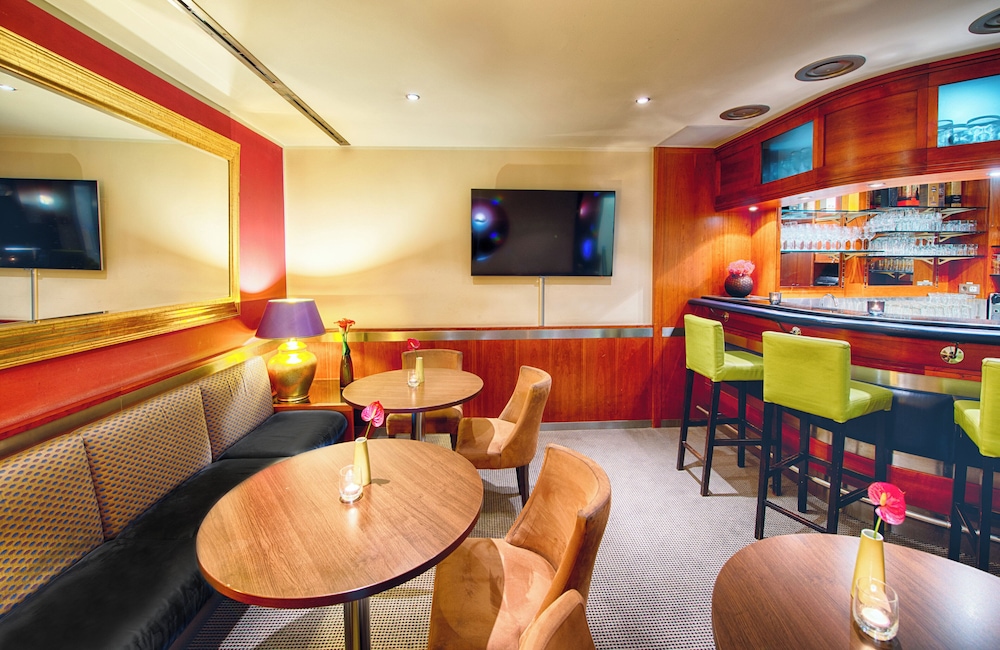 מזון ומשקאות