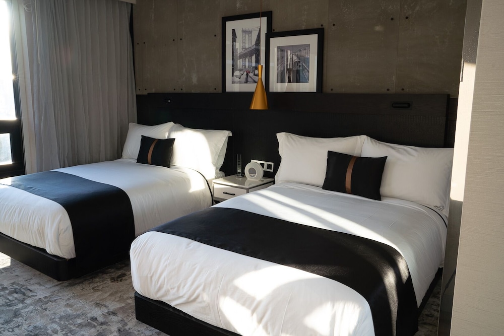 42 Hotel - photo 3